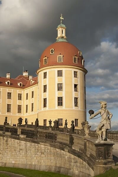 Baroque statues at Moritzburg Castle, Moritzburg, Sachsen, Germany, Europe