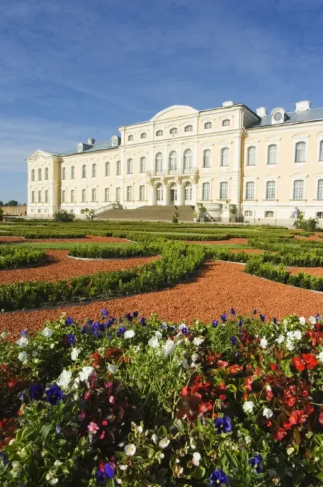 Framed Print : Baroque style Rundales Palace Framed Print : Baroque style Rundales Palace