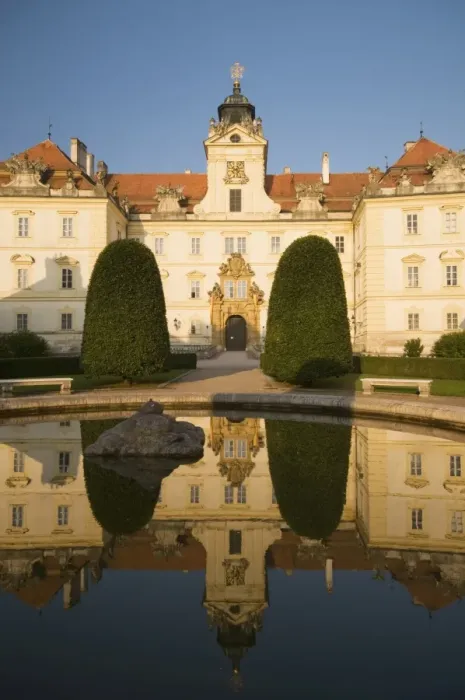 Framed Print : Baroque Valtice Chateau at sunrise, Valtice, Brnensko Region, Czech Republic, Europe Framed Print : Baroque Valtice Chateau at sunrise, Valtice, Brnensko Region, Czech Republic, Europe