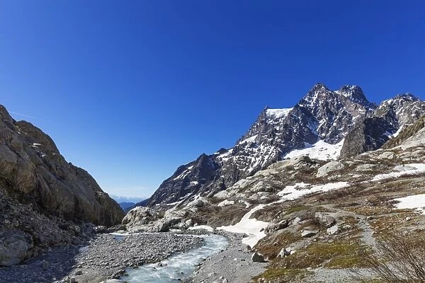 Barre des Ecrins, glacial river, Ecrins National Park, French Dauphine Alps, Haute Alpes