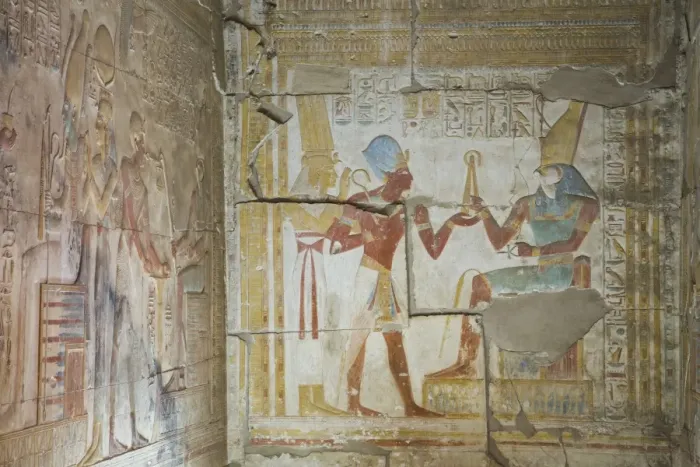 Framed Print : Bas relief of Pharaoh Seti I making an offering to the seated God Horus on right