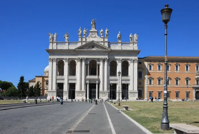 Framed Print : Basilica di San Giovanni in Laterano, Rome, Lazio, Italy, Europe Framed Print : Basilica di San Giovanni in Laterano, Rome, Lazio, Italy, Europe