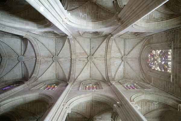 Batalha monastery nave, UNESCO World Heritage Site, Batalha, Estremadura, Portugal