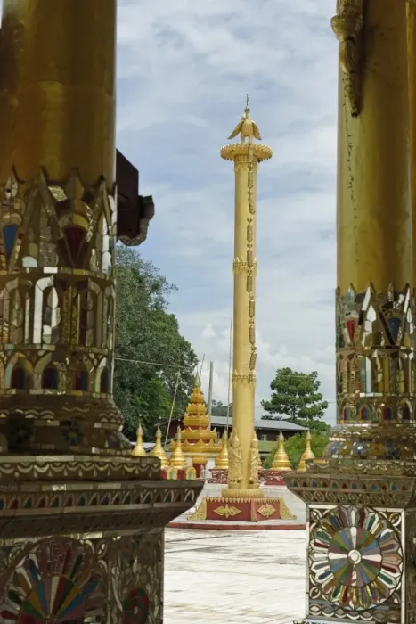 Framed Print : The Bawgyo Pagoda in Thibaw (Hsipaw), Shan State, Republic of the Union of Myanmar (Burma), Asia Framed Print : The Bawgyo Pagoda in Thibaw (Hsipaw), Shan State, Republic of the Union of Myanmar (Burma), Asia