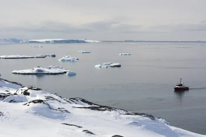 Framed Print : A bay near Ilulissat, Greenland, Denmark, Polar Regions