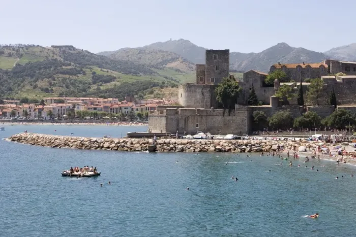 Framed Print : Beach, Chateau Royal, Collioure, Pyrenees-Orientales, Languedoc, France, Europe Framed Print : Beach, Chateau Royal, Collioure, Pyrenees-Orientales, Languedoc, France, Europe