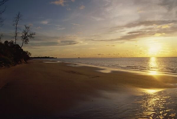 Beach near Jerudona, Brunei, Borneo, South China Sea, Asia