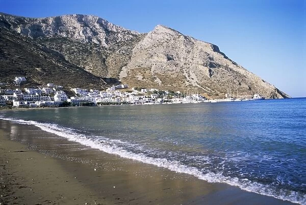 Beach and port of Kamares