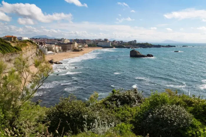 Framed Print : The beach and seafront in Biarritz, Pyrenees Atlantiques, Aquitaine, France, Europe Framed Print : The beach and seafront in Biarritz, Pyrenees Atlantiques, Aquitaine, France, Europe