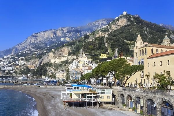 Beach in spring sun, Amalfi, Amalfi Coast, UNESCO World Heritage Site, Campania, Italy