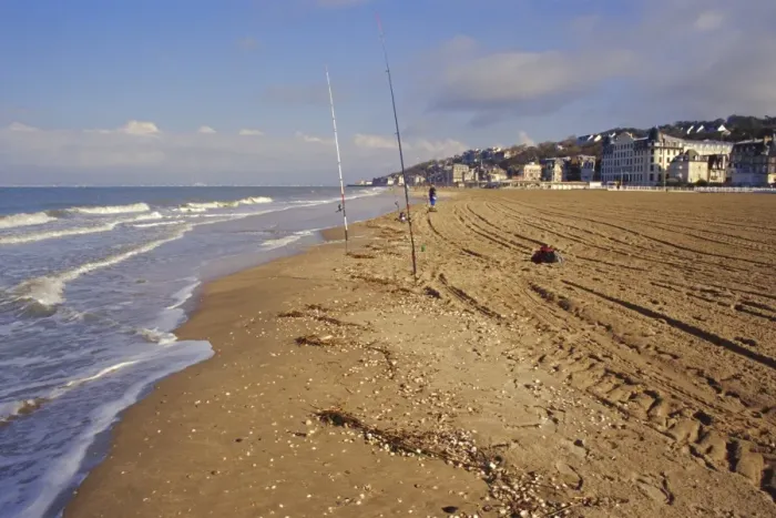 Framed Print : The beach, Trouville, Deauville-Trouville, Cote Fleurie, Calvados, Basse Normandie Framed Print : The beach, Trouville, Deauville-Trouville, Cote Fleurie, Calvados, Basse Normandie