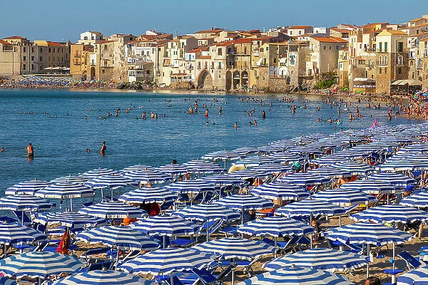 Beach umbrellas, parasols, Lungomare beach, Cefalu, Province of Palermo, Sicily, Italy, Mediterranean, Europe