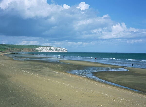 Beach view to Culver Cliff, Sandown, Isle of Wight, England, United Kingdom, Europe