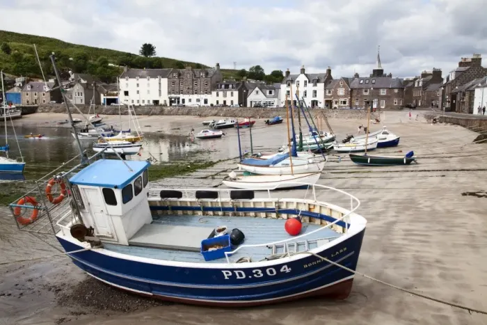 Framed Print : Beached fishing boat in the Harbour at Stonehaven, Aberdeenshire, Scotland, United Kingdom, Europe Framed Print : Beached fishing boat in the Harbour at Stonehaven, Aberdeenshire, Scotland, United Kingdom, Europe