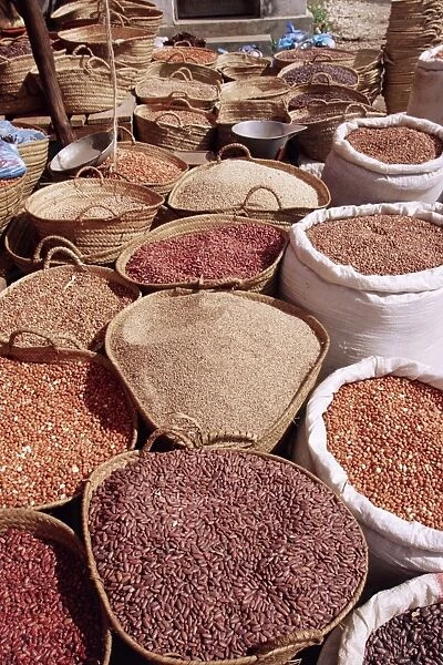 Beans and pulses at the market, Stone Town, island of Zanzibar, Tanzania