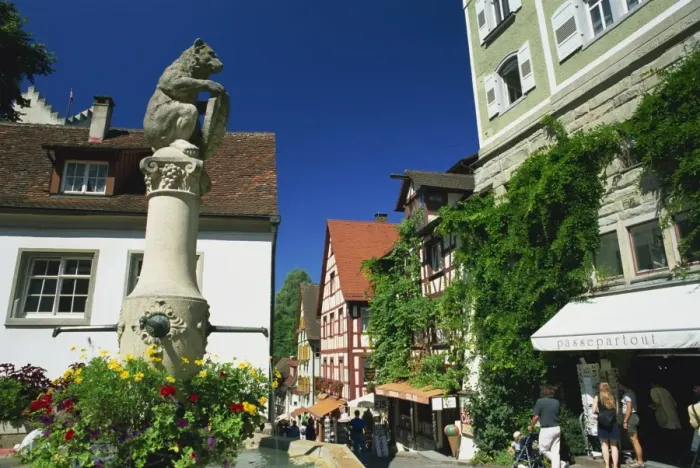 Framed Print : Bear Fountain and timbered houses Framed Print : Bear Fountain and timbered houses