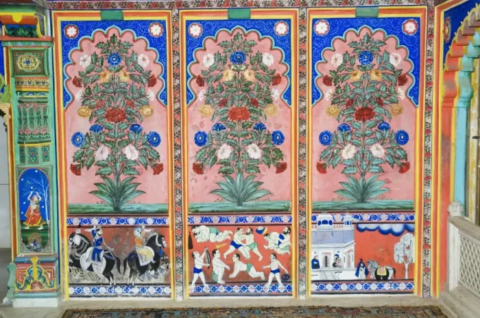 Framed Print : Beautiful frescoes on walls of the Juna Mahal Fort Framed Print : Beautiful frescoes on walls of the Juna Mahal Fort