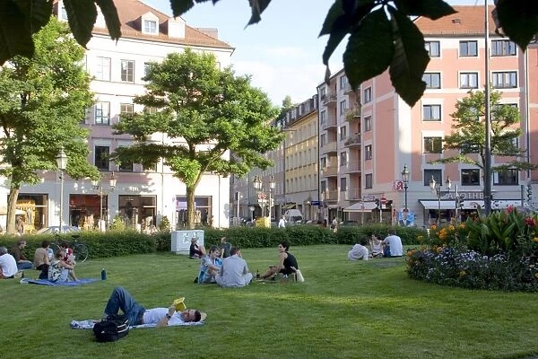 The beautiful Gartnerplatz around the trendy Glockenbachviertel