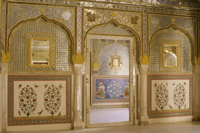 Framed Print : The beautiful mirrorwork in the Sheesh Mahal (mirror hall) Framed Print : The beautiful mirrorwork in the Sheesh Mahal (mirror hall)