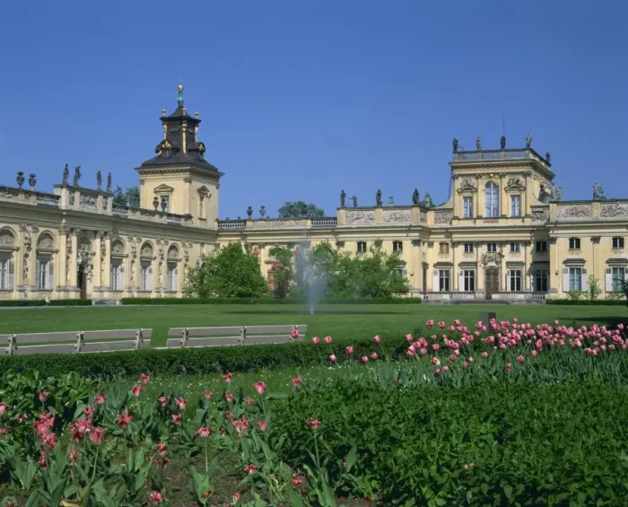 Framed Print : Beds of tulips in front of the Wilanow Palace dating from 1696 Framed Print : Beds of tulips in front of the Wilanow Palace dating from 1696