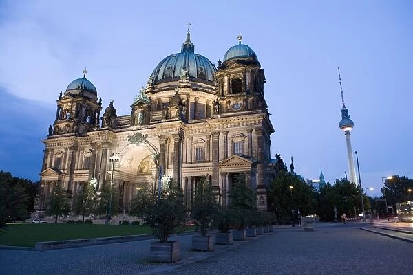 Berliner Dom cathedral at dusk with Fernsehturm (Television Tower)