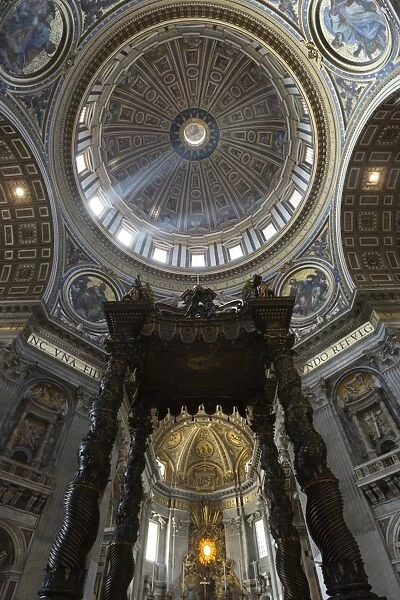 Berninis Baldacchino and Michelangelos dome, St. Peters Basilica, UNESCO World Heritage Site