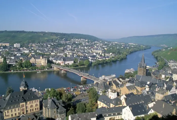 Framed Print : Bernkastel-Kues Framed Print : Bernkastel-Kues