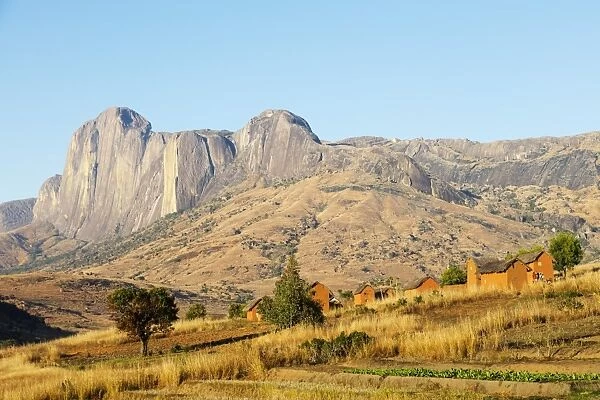 Betsileo village, Tsaranoro Valley, Ambalavao, central area, Madagascar, Africa