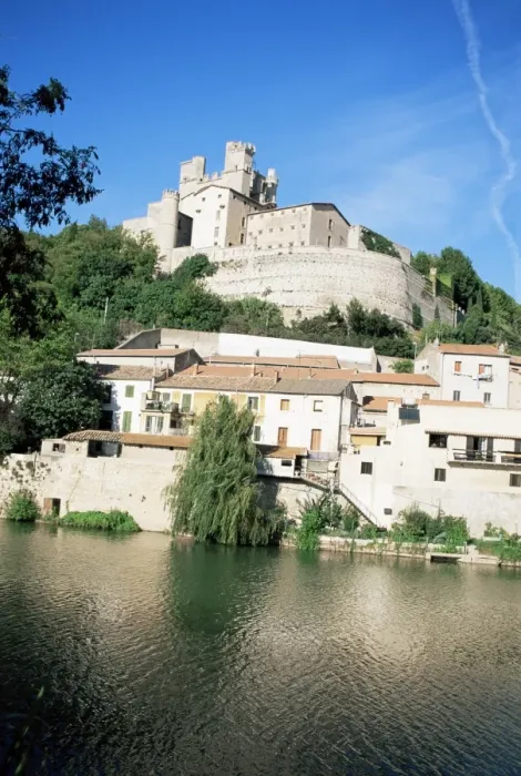 Framed Print : Beziers, Languedoc Roussillon, France, Europe Framed Print : Beziers, Languedoc Roussillon, France, Europe