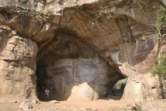 Framed Print : Bhimbetka Caves with Neolithic paintings in rock shelters in sandstone Framed Print : Bhimbetka Caves with Neolithic paintings in rock shelters in sandstone