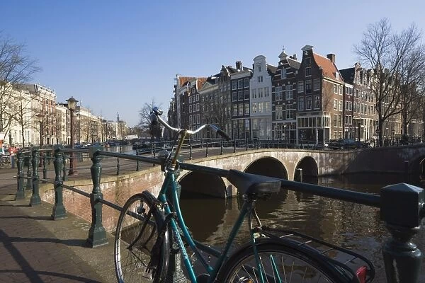 Bicycle by the Keizersgracht canal, Amsterdam, Netherlands, Europe