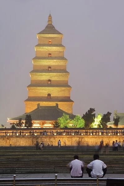 Big Goose Pagoda Park, Tang Dynasty built in 652 by Emperor Gaozong, Xian City