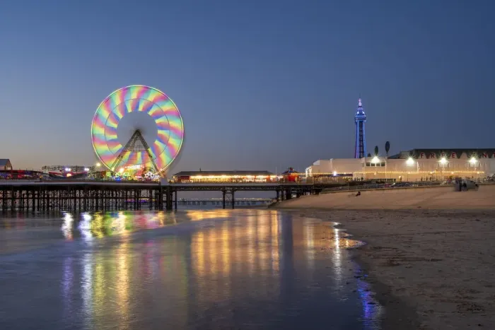 Framed Print : Big wheel and amusements on Central Pier at sunset with Blackpool Tower, Blackpool Framed Print : Big wheel and amusements on Central Pier at sunset with Blackpool Tower, Blackpool