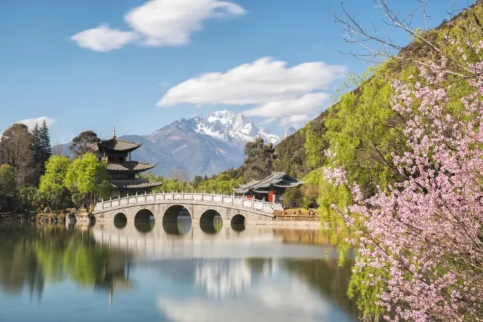 Framed Print : Black Dragon Pool with Moon Embracing Pagoda and Suocui Bridge in Jade Spring Park of Lijiang, Yunnan, China, Asia Framed Print : Black Dragon Pool with Moon Embracing Pagoda and Suocui Bridge in Jade Spring Park of Lijiang, Yunnan, China, Asia