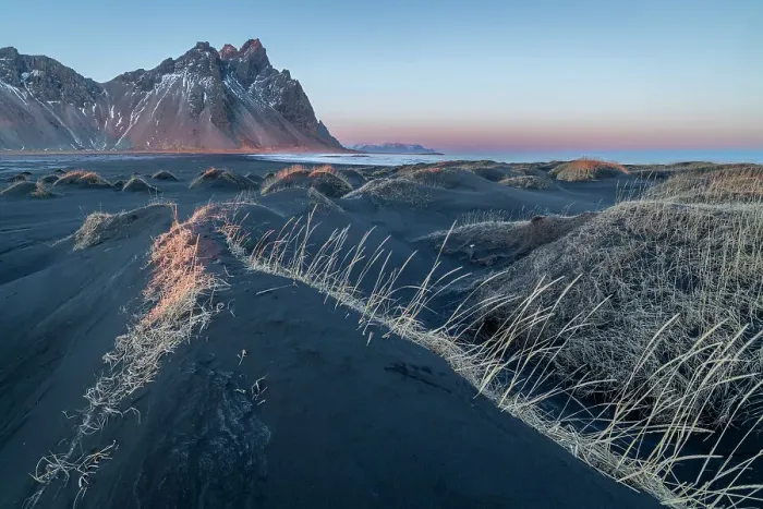 Framed Print : Black sand dunes and Vestrahorn Mountains at dawn, Stokksnes beach, Hofn, Iceland, Polar Regions Framed Print : Black sand dunes and Vestrahorn Mountains at dawn, Stokksnes beach, Hofn, Iceland, Polar Regions