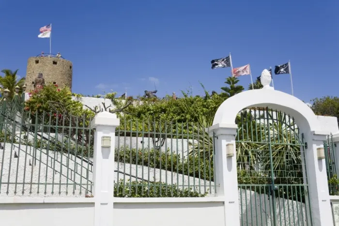 Framed Print : Blackbeards Castle in Kongens Quarter, Charlotte Amalie, St. Thomas Island, U. S. Virgin Islands, West Indies, Caribbean, Central America Framed Print : Blackbeards Castle in Kongens Quarter, Charlotte Amalie, St. Thomas Island, U. S. Virgin Islands, West Indies, Caribbean, Central America