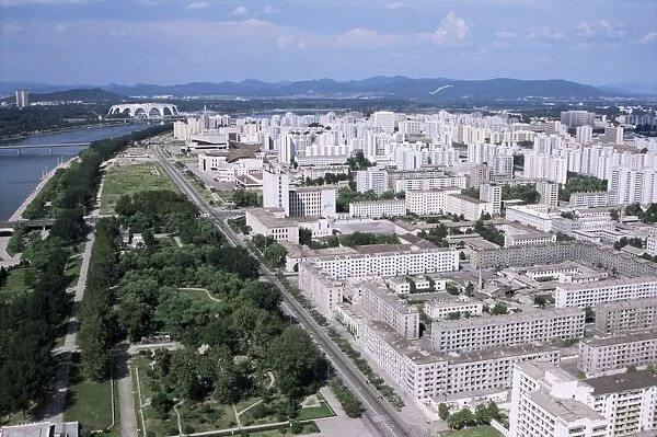 Blocks of flats beside Taedong River