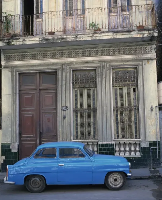 Framed Print : A blue car parked outside a shabby house in Old Havana, Cuba, West Indies Framed Print : A blue car parked outside a shabby house in Old Havana, Cuba, West Indies