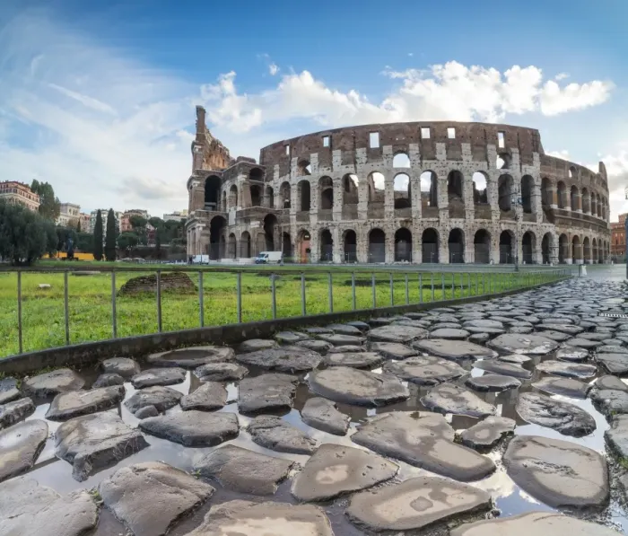 Framed Print : Blue sky at sunrise frames the ancient Colosseum (Flavian Amphitheatre), UNESCO World Heritage Site Framed Print : Blue sky at sunrise frames the ancient Colosseum (Flavian Amphitheatre), UNESCO World Heritage Site