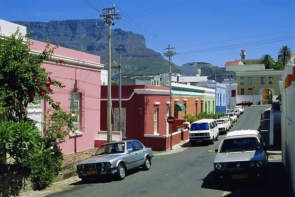 Bo-Kaap district (Malay Quarter) with Table Mountain behind