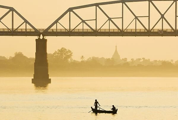 Boat and Ava Bridge (Inwa Sagaing Bridge), Ayeyarwaddy River, Myanmar (Burma), Asia