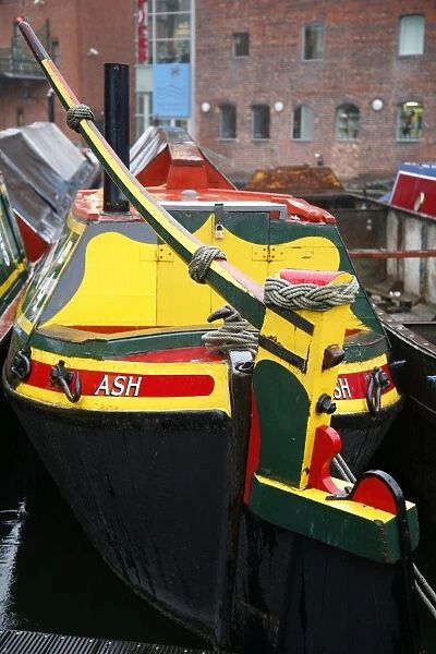 Boat dock at Gas street canal, Birmingham, England, United Kingdom, Europe