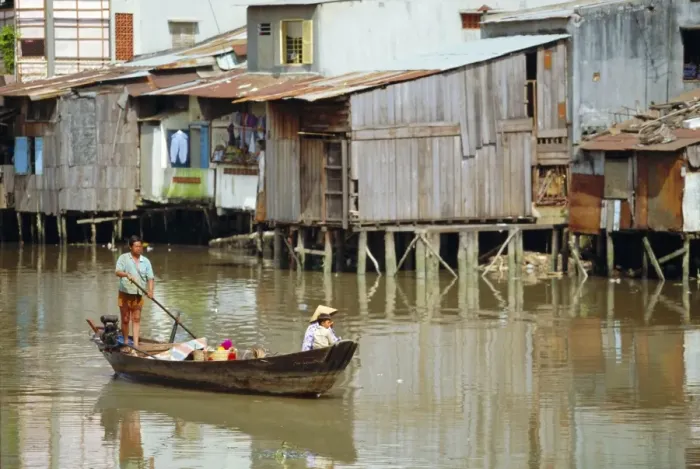 Framed Print : Boat on the Kinh Ben Nghe Framed Print : Boat on the Kinh Ben Nghe