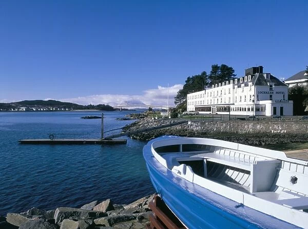 Boat and Lochalsh Hotel