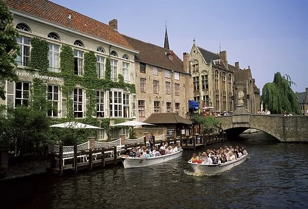 Boat trips along the canals, Bruges, Belgium, Europe