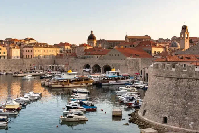Framed Print : Boats in Dubrovnik harbour during sunset, UNESCO World Heritage Site, Dubrovnik, Croatia Framed Print : Boats in Dubrovnik harbour during sunset, UNESCO World Heritage Site, Dubrovnik, Croatia