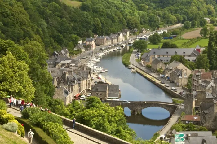 Framed Print : Boats and houses along the Banks of the River Rance, with the Old Stone bridge, Dinan, Cotes d Armor, Brittany, France, Europe Framed Print : Boats and houses along the Banks of the River Rance, with the Old Stone bridge, Dinan, Cotes d Armor, Brittany, France, Europe