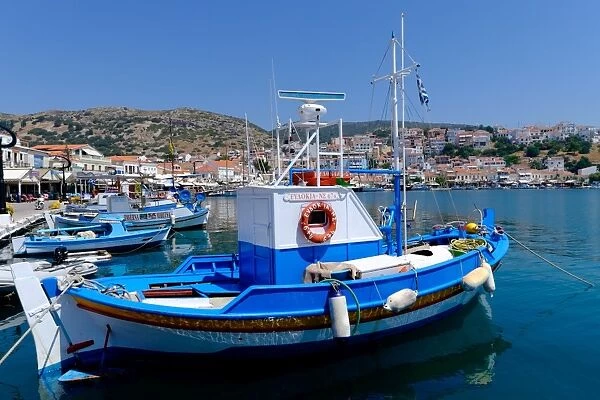 Boats moored in Pythagorio port, Samos Island, North Aegean Islands, Greek Islands, Greece, Europe