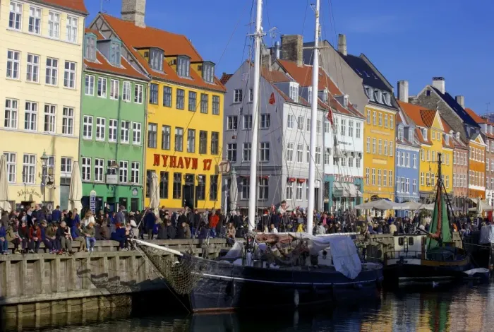 Framed Print : Boats in Nyhavn harbour (New Harbour), Copenhagen, Denmark, Scandinavia, Europe Framed Print : Boats in Nyhavn harbour (New Harbour), Copenhagen, Denmark, Scandinavia, Europe