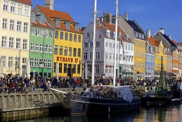Boats in Nyhavn harbour (New Harbour), Copenhagen, Denmark, Scandinavia, Europe